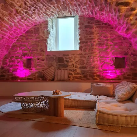 La Voute Etoilee - Avec Sauna Et Jacuzzi * Étoile-sur-Rhône